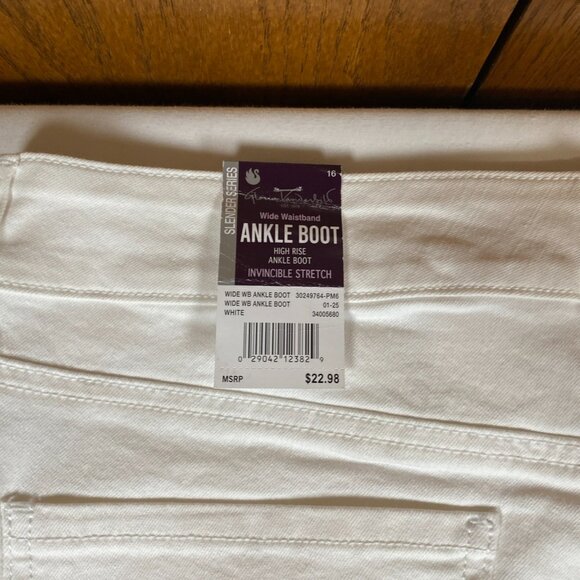 NWT Gloria Vanderbilt Wide Waisted Ankle Boot Jeans Women's 16 White Cotton Blen - Picture 8 of 8